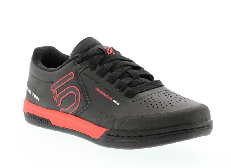 Chaussures Five Ten FREERIDER PRO Noir/Rouge- UK-4.0 (37.0)